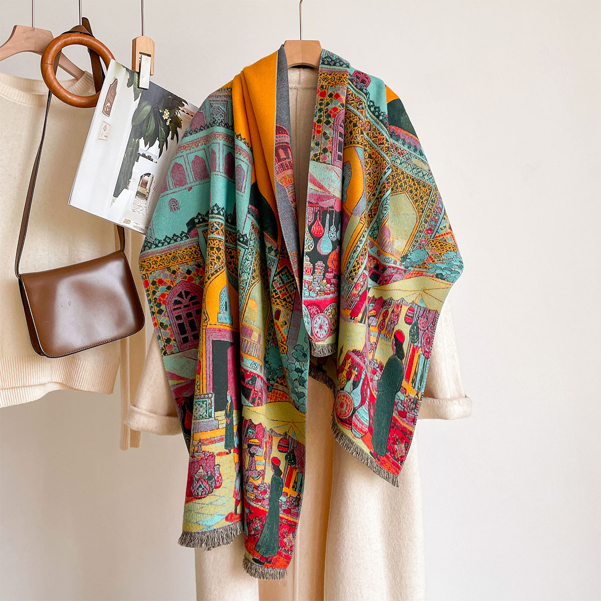 秋・冬用、女性向け、カシミヤ風素材のリバーシブルスカーフ。エ - Go Ethnic Fashion のレビューと価格